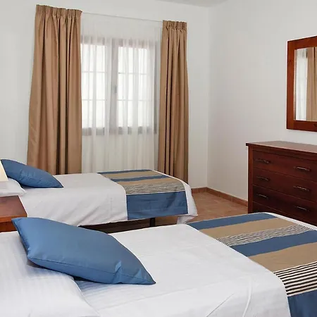 4 Star In La Oliva
